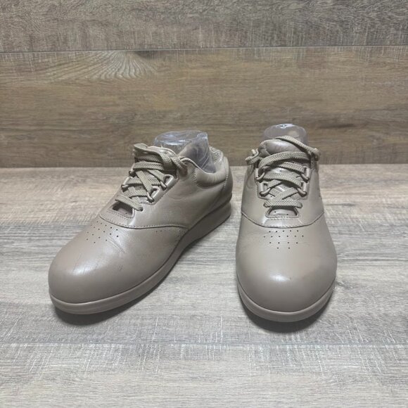 SAS Free Time Tan Leather Walking Shoe Women's Size 8.5 - Picture 1 of 7